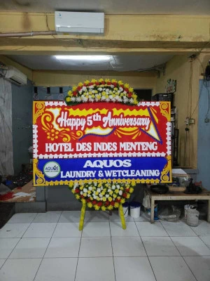Papan Bunga di Mlese Gantiwarno