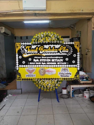 Papan Bunga di Mlese Gantiwarno