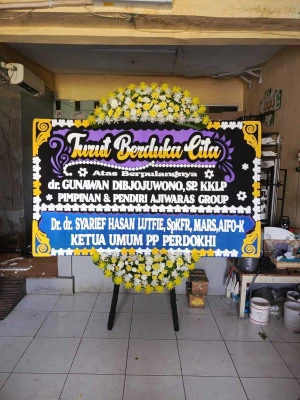 Papan Bunga di Mlese Gantiwarno